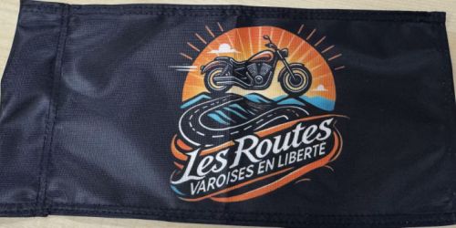 Drapeau moto. Créé dans le Var, pour les motards du Var