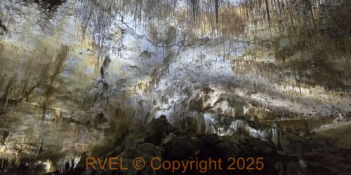 La grotte de Thouzon.